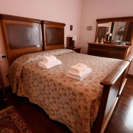 Corte Posta B&B - Parcheggio E Bagno In Camera Mantua Kamer foto