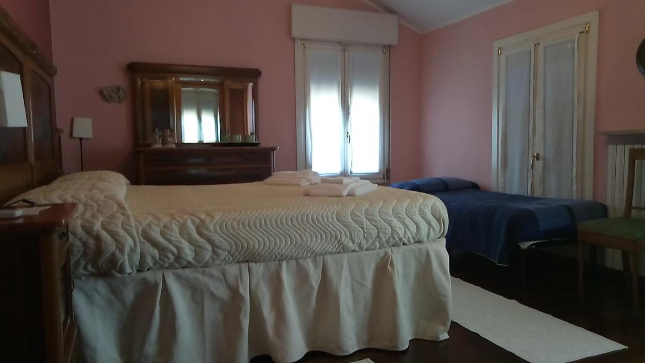 Corte Posta B&B - Parcheggio E Bagno In Camera Mantua Buitenkant foto