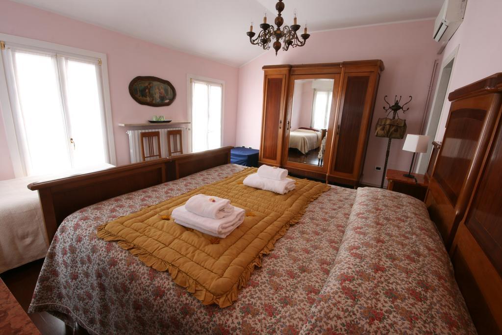 Corte Posta B&B - Parcheggio E Bagno In Camera Mantua Buitenkant foto